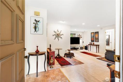 230 222nd Avenue NE Sammamish WA 98074