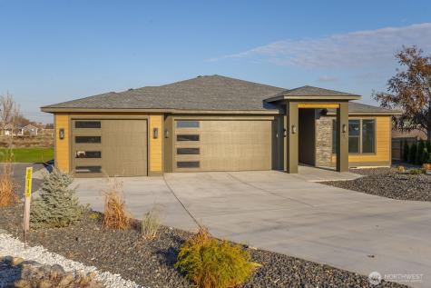 2053 H.2 Road Moses Lake WA 98837