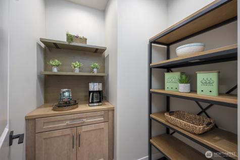 2053 H.2 Road Moses Lake WA 98837