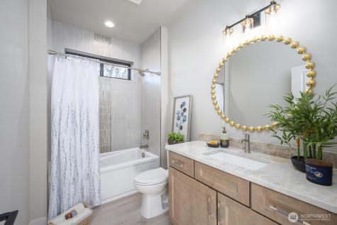 2053 H.2 Road Moses Lake WA 98837