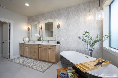 2053 H.2 Road Moses Lake WA 98837