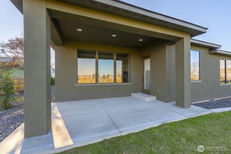 2053 H.2 Road Moses Lake WA 98837