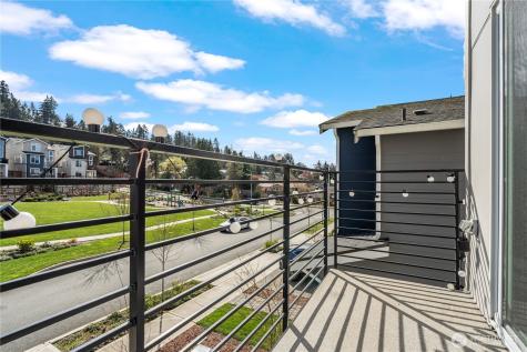 22532 70th Place W Mountlake Terrace WA 98043