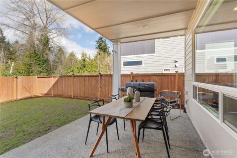 22532 70th Place W Mountlake Terrace WA 98043