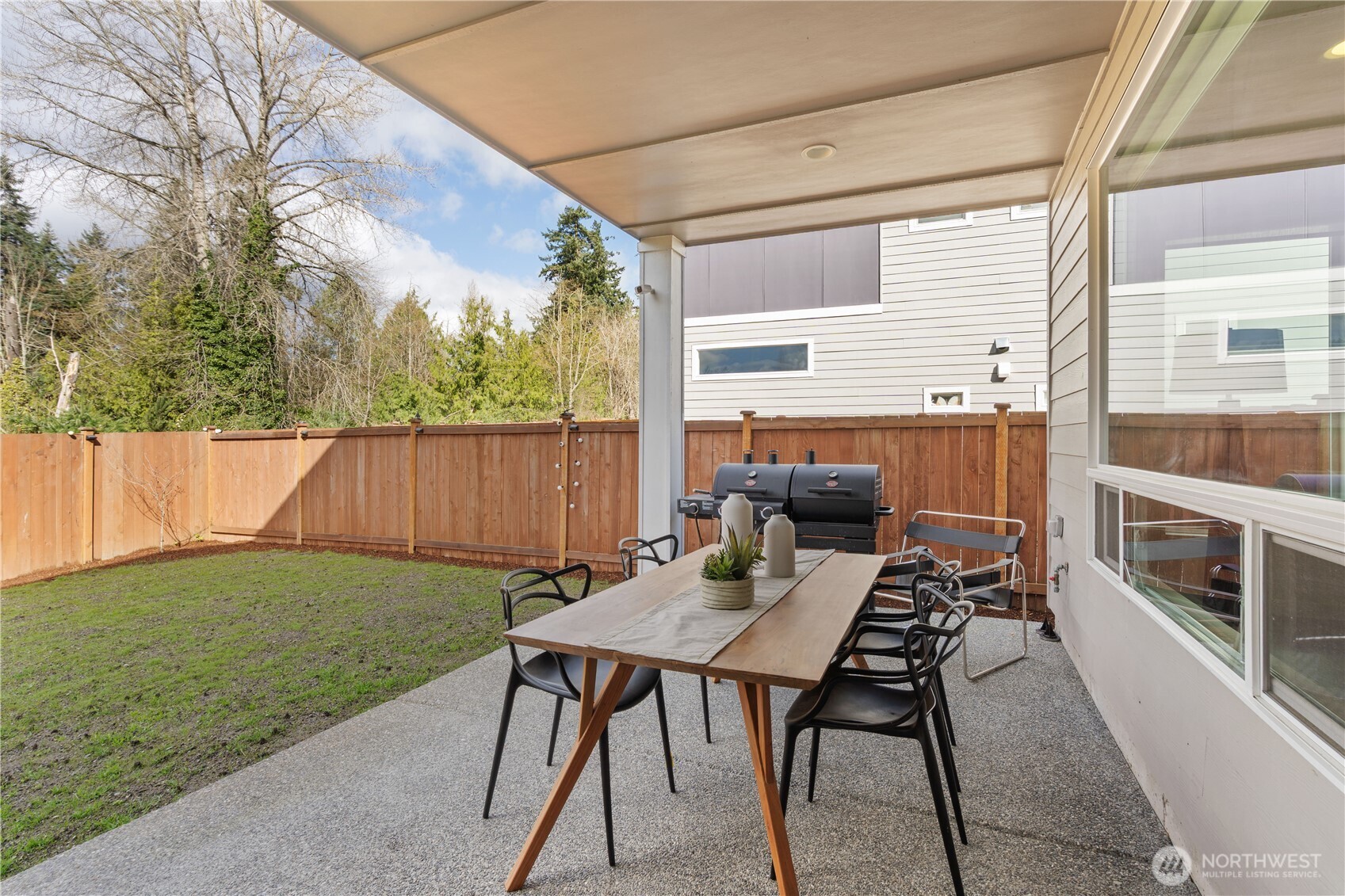 22532 70th Place W Mountlake Terrace WA 98043