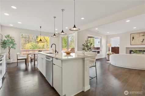 22532 70th Place W Mountlake Terrace WA 98043