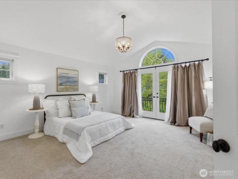 26620 NE Valley Street Duvall WA 98019