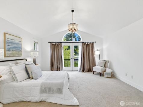 26620 NE Valley Street Duvall WA 98019