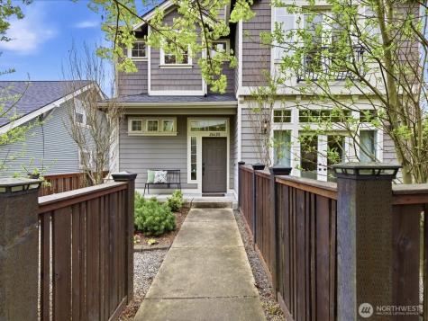 26620 NE Valley Street Duvall WA 98019