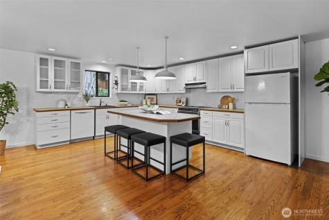 12121 NE 66th Street Kirkland WA 98033
