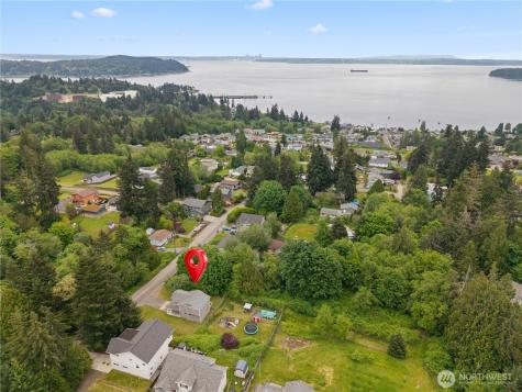 7270 E Grandview Street Port Orchard WA 98366