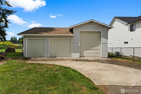 11224 74th Avenue E Puyallup WA 98373