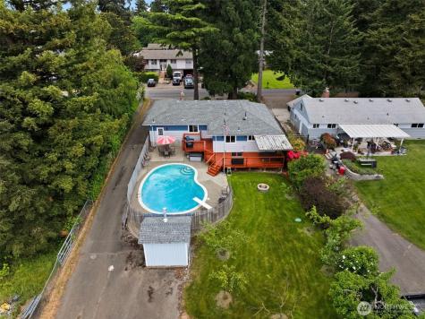 11224 74th Avenue E Puyallup WA 98373