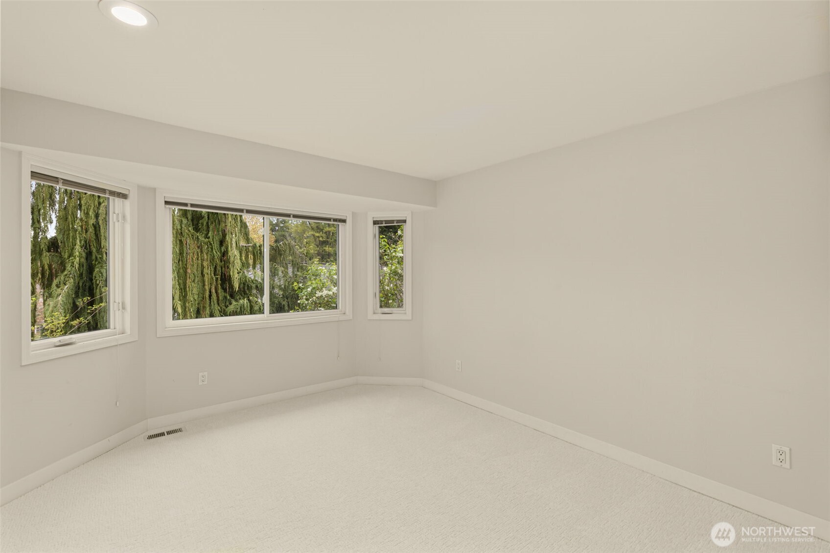 15409 101st Place NE Bothell WA 98011