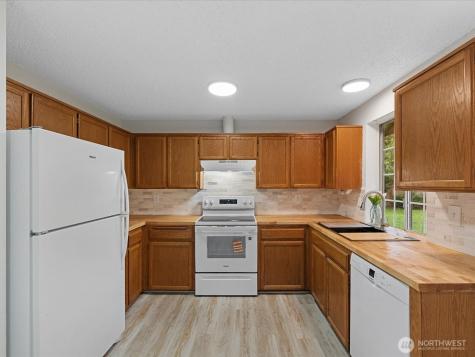 7822 Songbird Way Clinton WA 98236