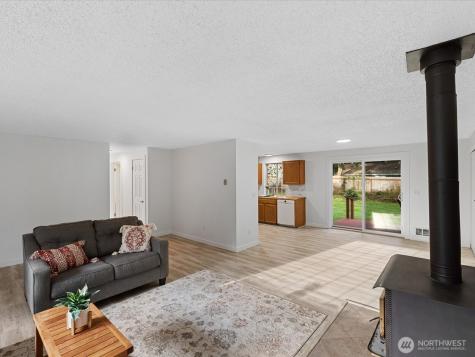 7822 Songbird Way Clinton WA 98236