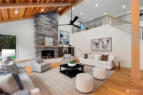 26 SE 152nd Street Issaquah WA 98025