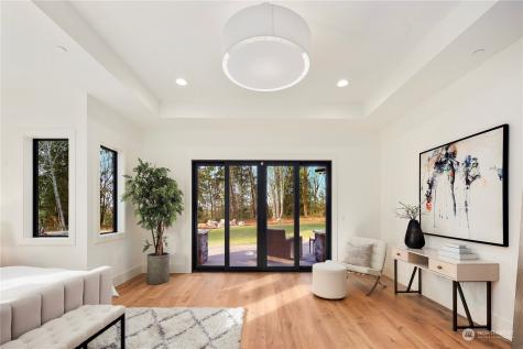 26 SE 152nd Street Issaquah WA 98025