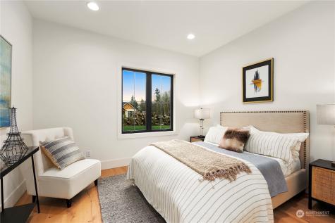 26 SE 152nd Street Issaquah WA 98025