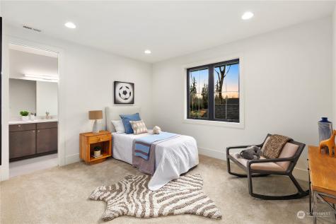 26 SE 152nd Street Issaquah WA 98025