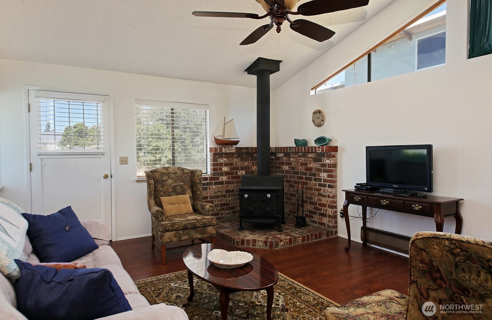 4135 Lovely Road Clinton WA 98236