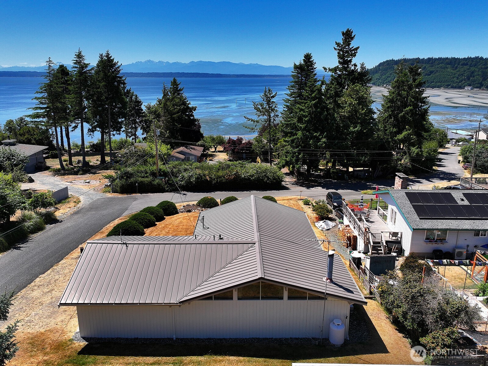 4135 Lovely Road Clinton WA 98236