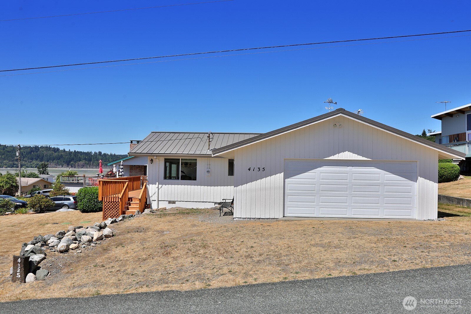 4135 Lovely Road Clinton WA 98236