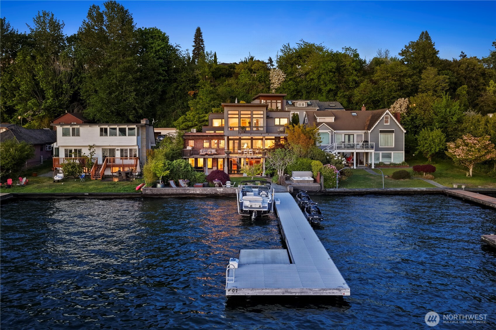 407 5th Avenue W Kirkland WA 98033