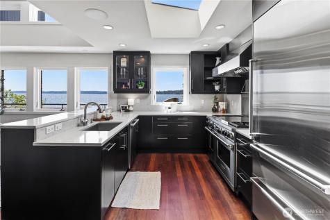 407 5th Avenue W Kirkland WA 98033
