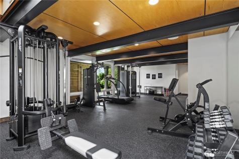 407 5th Avenue W Kirkland WA 98033