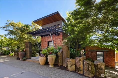 407 5th Avenue W Kirkland WA 98033