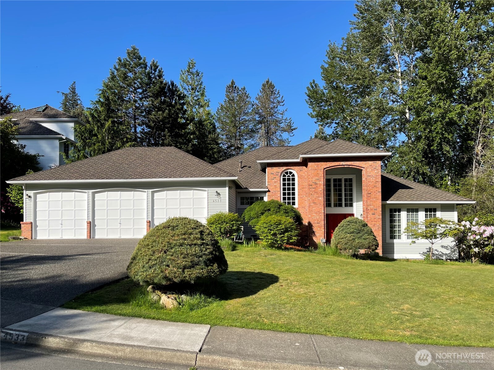 4533 242nd Avenue SE Sammamish WA 98029
