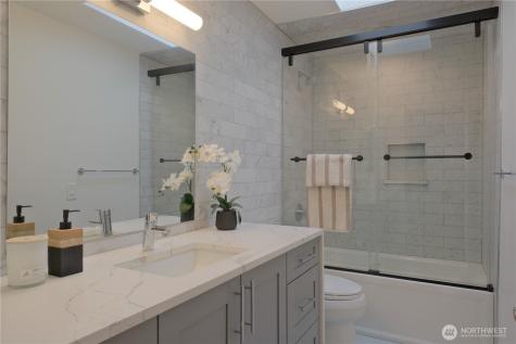4533 242nd Avenue SE Sammamish WA 98029