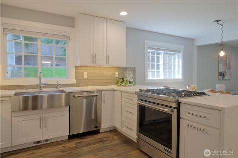 4533 242nd Avenue SE Sammamish WA 98029
