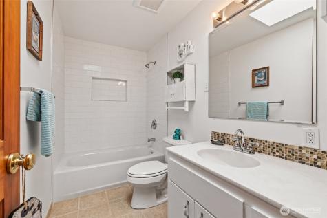 10313 NE 113th Place Kirkland WA 98033