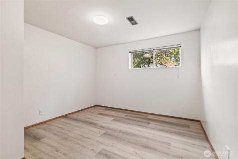 10313 NE 113th Place Kirkland WA 98033