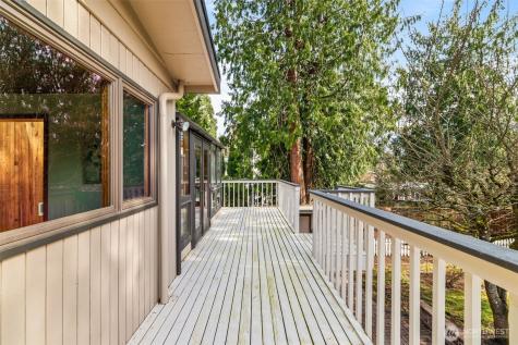 10313 NE 113th Place Kirkland WA 98033
