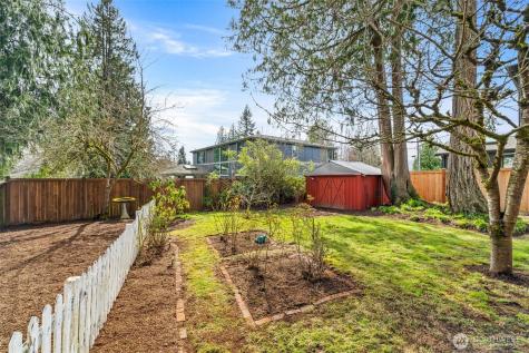 10313 NE 113th Place Kirkland WA 98033