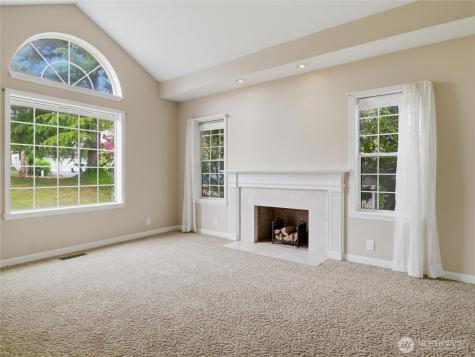 9406 29th Street Ct E Edgewood WA 98371
