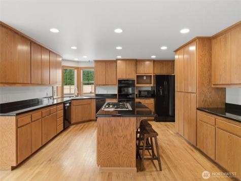 9406 29th Street Ct E Edgewood WA 98371