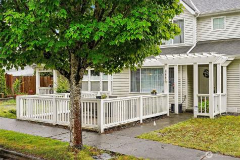 3723 NE 6th Street Renton WA 98056