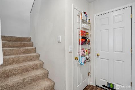 3723 NE 6th Street Renton WA 98056