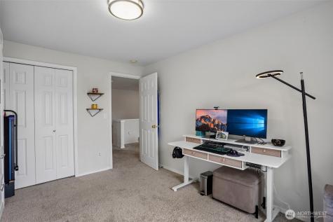 3723 NE 6th Street Renton WA 98056