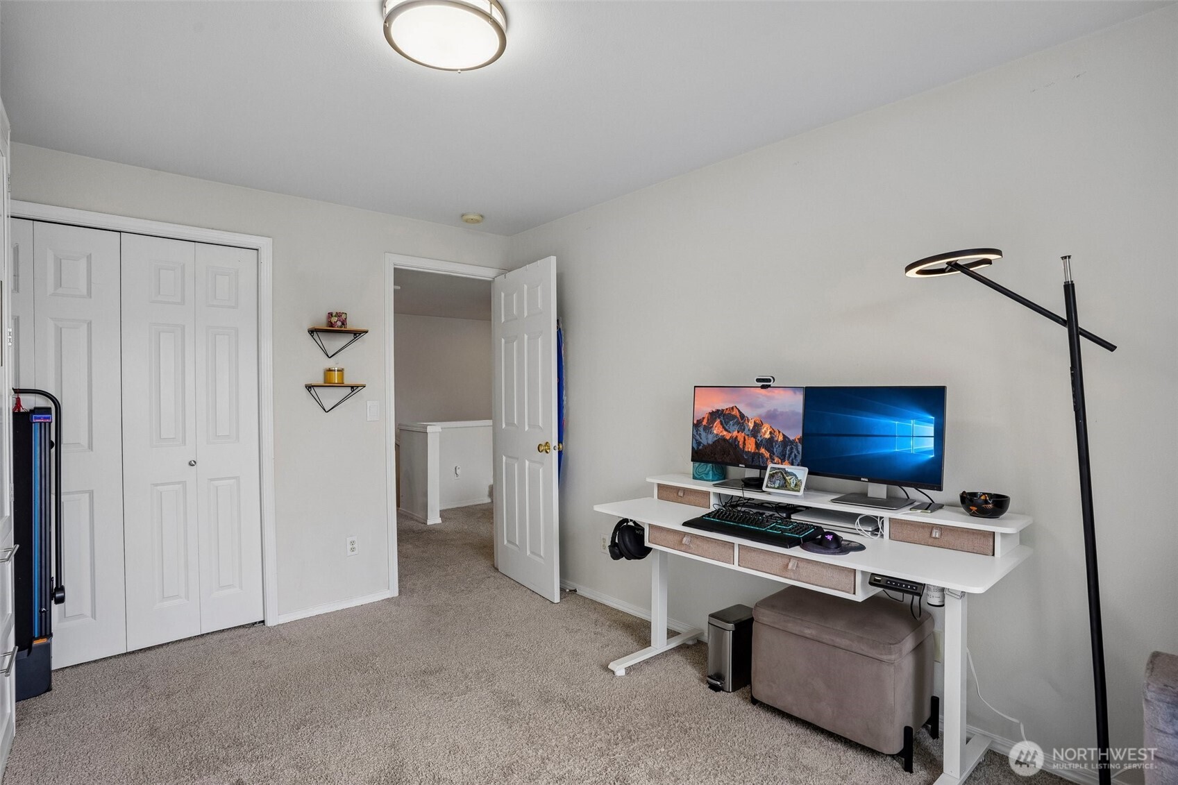3723 NE 6th Street Renton WA 98056