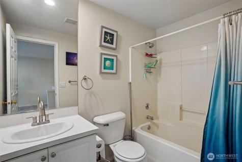 3723 NE 6th Street Renton WA 98056