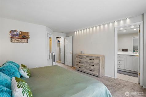 3723 NE 6th Street Renton WA 98056