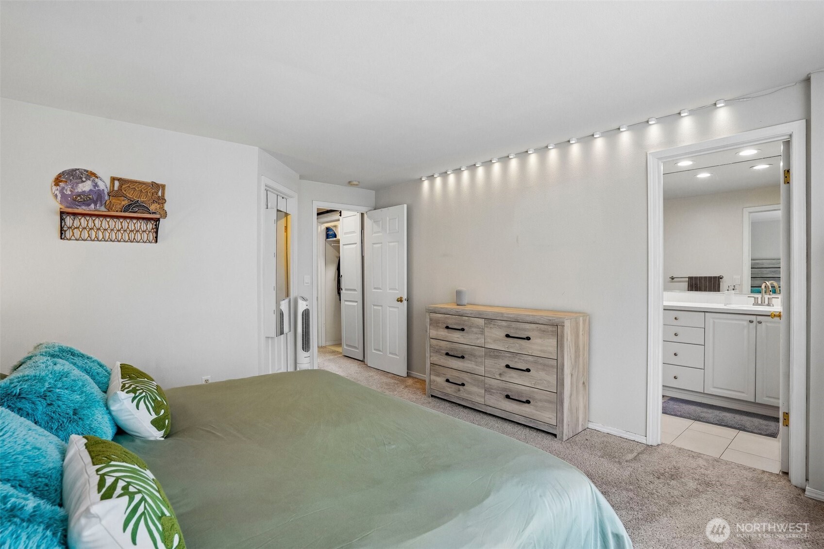 3723 NE 6th Street Renton WA 98056