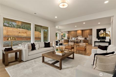 1305 Maine Court Milton WA 98354