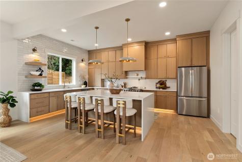 1305 Maine Court Milton WA 98354