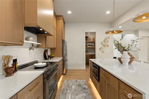 1305 Maine Court Milton WA 98354